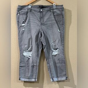 Torrid Super Soft crop boyfriend size 24 grey pant
